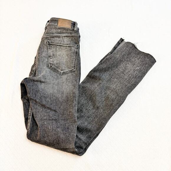 Zara Gray Charcoal Split Hem Denim Jeans Straight Leg Size 4 - Picture 8 of 8